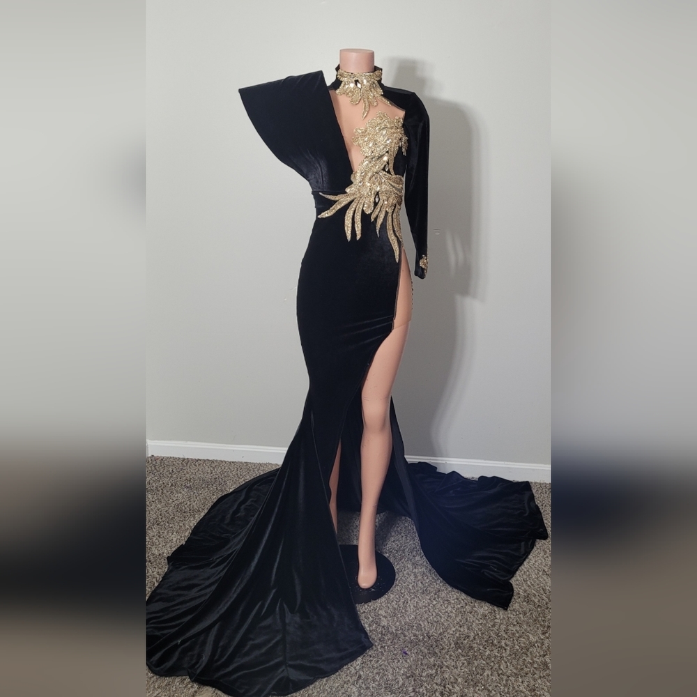 Custom 2022 Prom dress